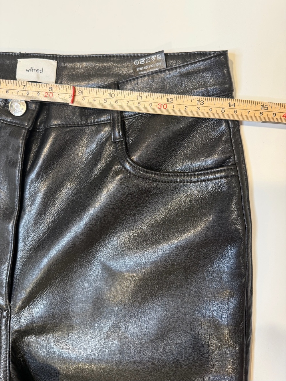 Wilfred Aritzia Melina Vegan Leather Pants Size 6 - Picture 6 of 8
